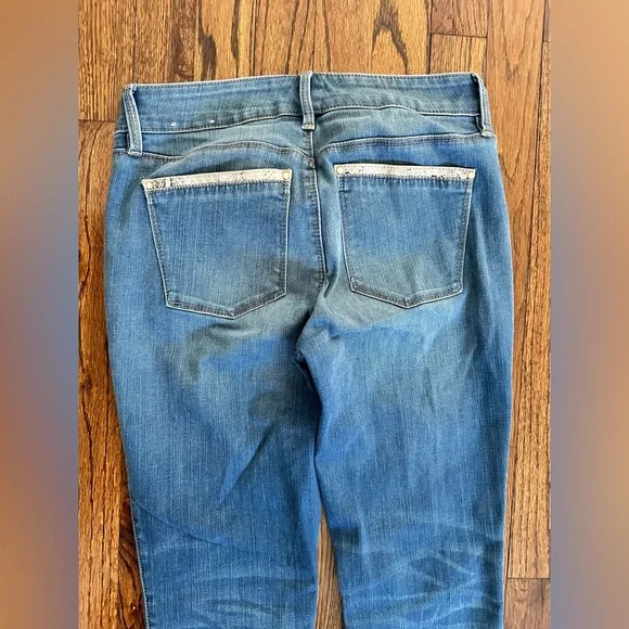 WHBM Skinny Ankle Jeans w Zipper on Bottom - Picture 7 of 14